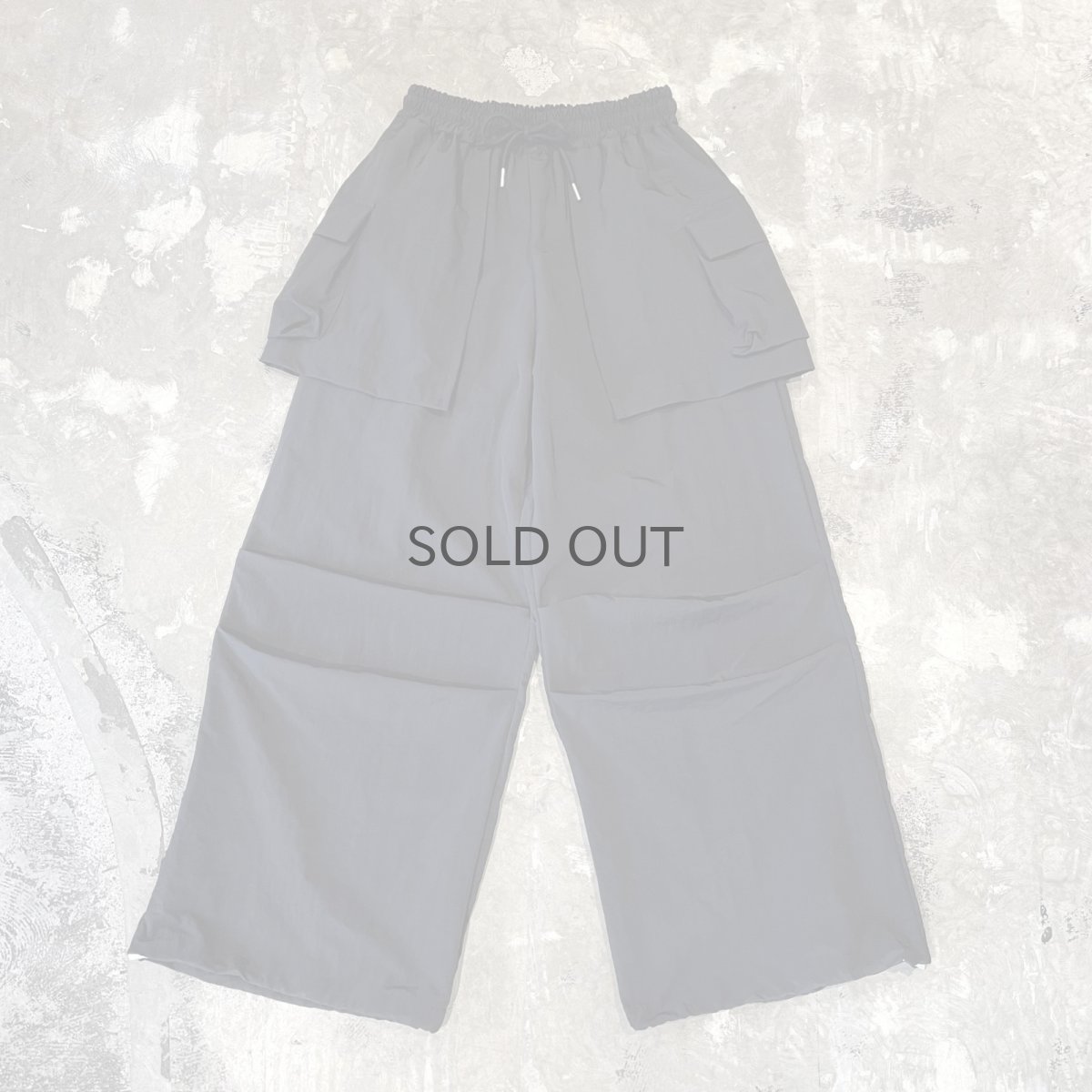 画像1: 【WONDERGROUND】LAYERED COLOR APRON PANTS / BLACK / OS (1)