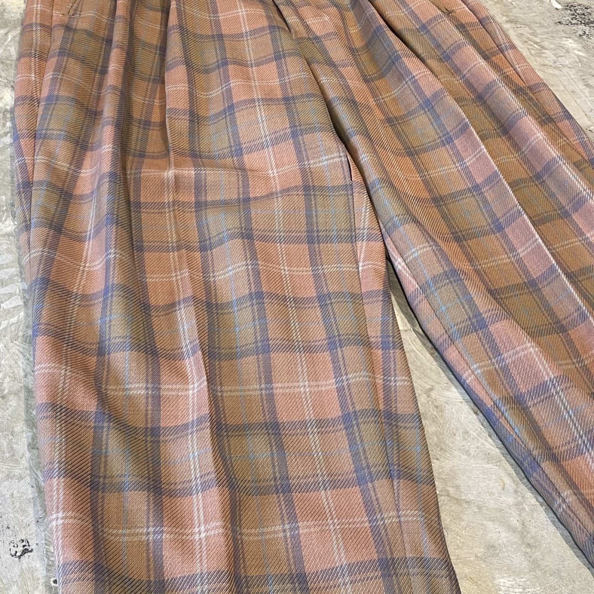 画像5: ALL OVER CHECK PATTERN WIDE SILHOUETTE SLACKS / W31 (5)