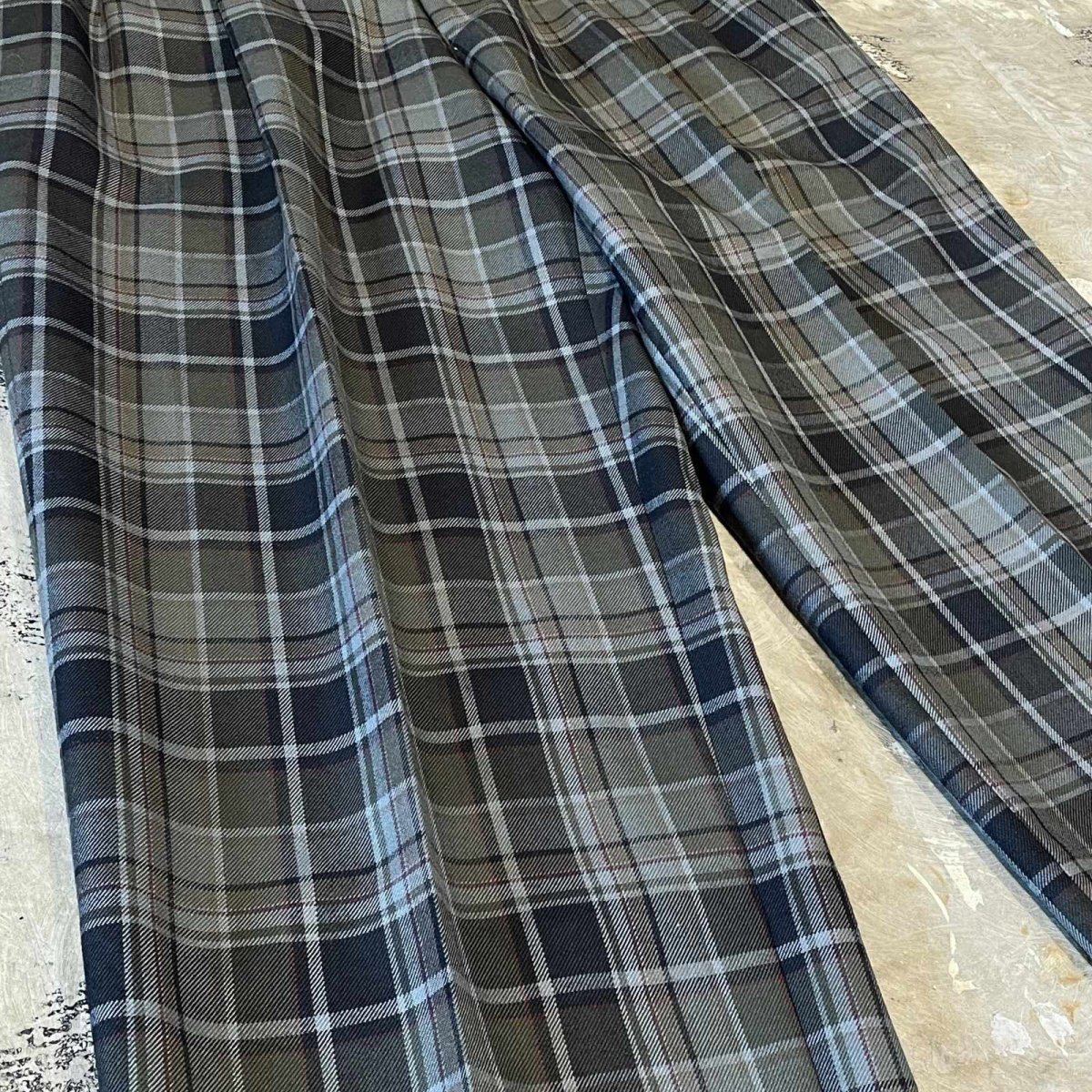 画像5: ALL OVER CHECK PATTERN STRAIGHT SILHOUETTE SLACKS / W31 (5)