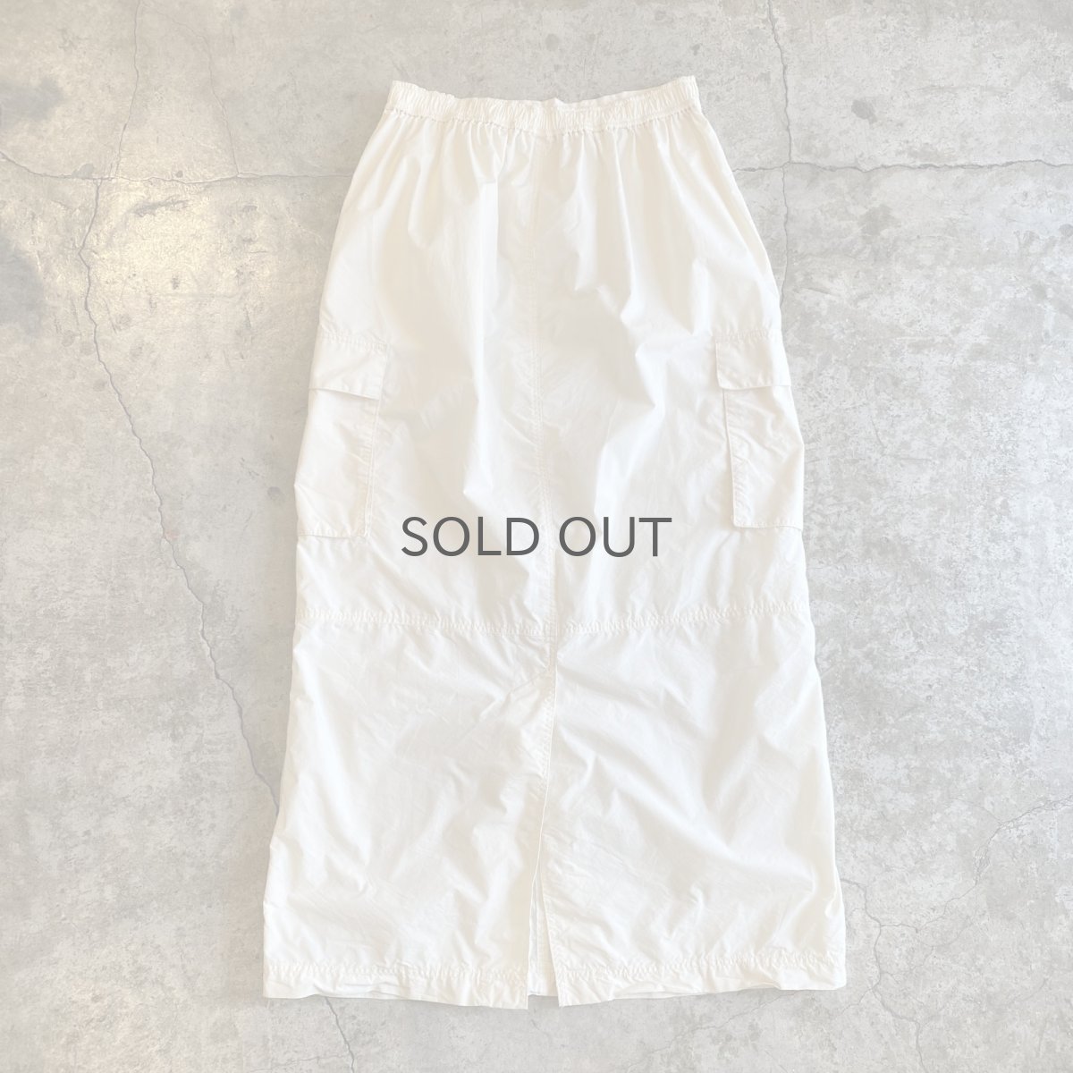 画像2: BACK SLIT NYLON CARGO DESIGN SKIRT / FREE~W30 (2)