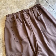 画像9: 【WONDERGROUND】KNEE TUCK KNEE CARGO WIDE SWEAT PANTS / OS (9)