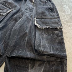 画像4: 【WONDERGROUND】BIG CARGO POCKET WIDE DENIM PANTS / BLACK / OS (4)