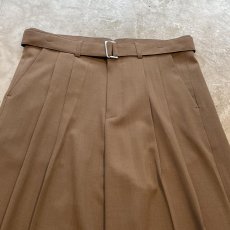 画像10: 【WONDERGROUND】2TUCK WIDE SILHOUETTE SLACKS / BROWN / OS (10)