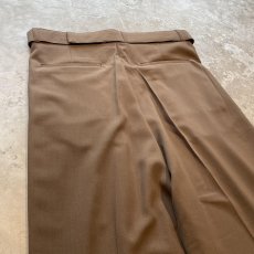 画像9: 【WONDERGROUND】2TUCK WIDE SILHOUETTE SLACKS / BROWN / OS (9)
