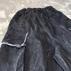 画像8: 【WONDERGROUND】BIG CARGO POCKET WIDE DENIM DARGO PANTS / BLACK / OS (8)