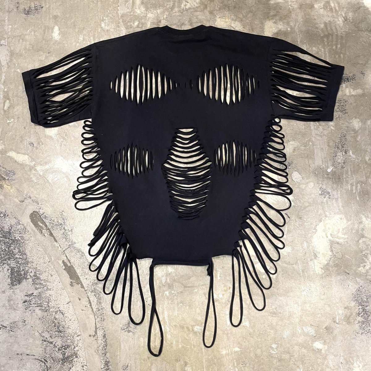 画像2: 【Wiz&Witch】"DIRTY BEAUTIFUL" BONE TEE / BLACK / OS (2)