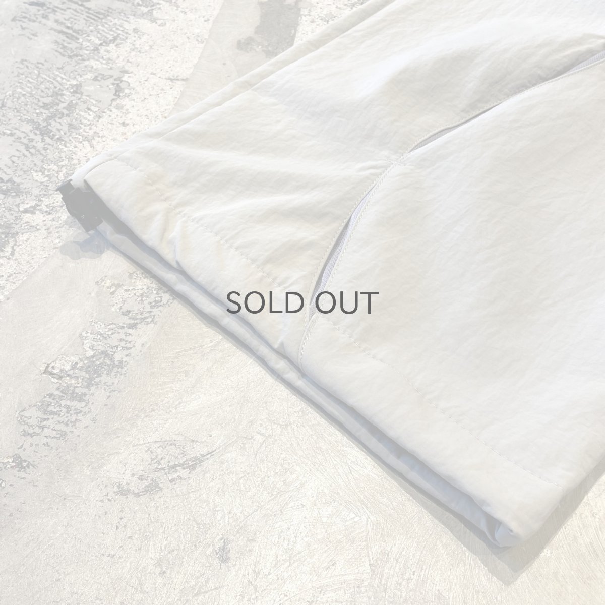 画像8: 【WONDERGROUND】WAVE NOTCH PATTERN NYLON PANTS / GRAY / OS (8)