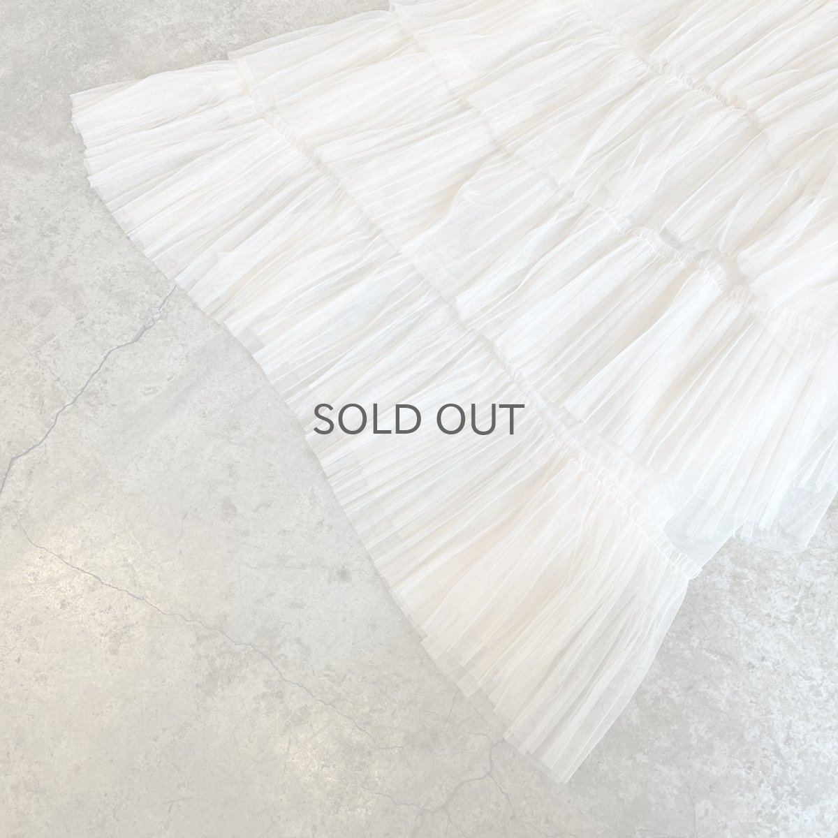 画像4: IVORY COLOR TIERED DESIGN  SHEER TULLE LONG SKIRT / ~W34 (4)