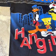 画像5: 90's "LOONEY TUNES" CHARACTERS OVER PRINTED S/S TEE / Mens L (5)