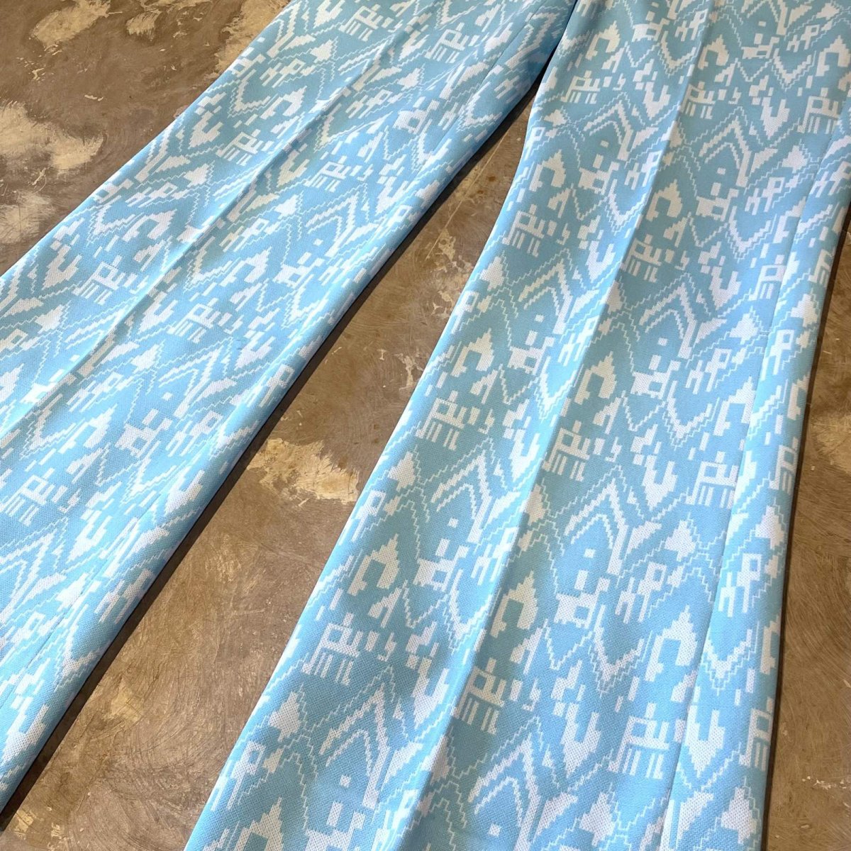 画像6: 70's ALL OVER PATTERN FLARE SILHOUETTE SLACKS / W29 (6)