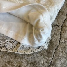 画像5: ALL OVER LACE PATTERN POINT FLARE DESIGN L/S TOPS / Ladies S~M (5)