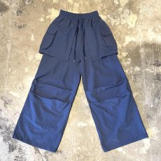 画像1: 【WONDERGROUND】LAYERED COLOR APRON PANTS / BLUE / OS (1)