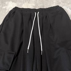 画像10: 【WONDERGROUND】BIG CARGO POCKET WIDE SWEAT PANTS / BLACK / OS (10)