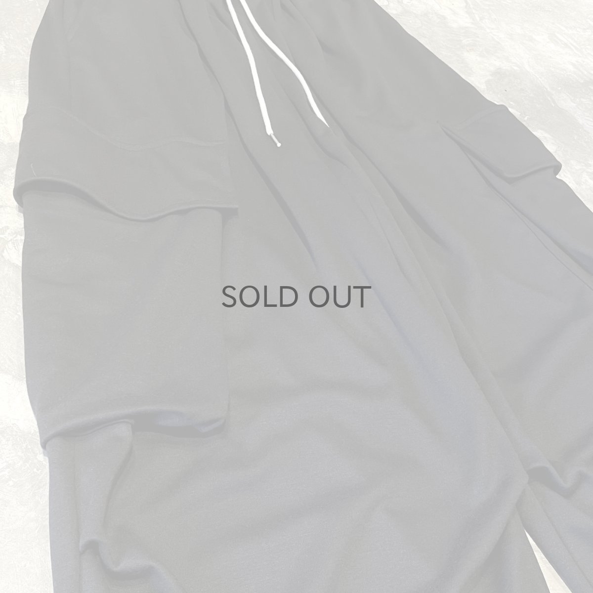 画像5: 【WONDERGROUND】BIG CARGO POCKET WIDE SWEAT PANTS / BLACK / OS (5)