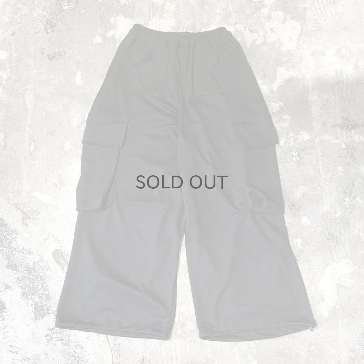画像2: 【WONDERGROUND】BIG CARGO POCKET WIDE SWEAT PANTS / BLACK / OS (2)