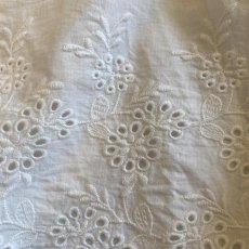 画像5: PUNCHING LACE FLOWER PATTERN DESIGN SHORT PANTS / W24~W37 (5)