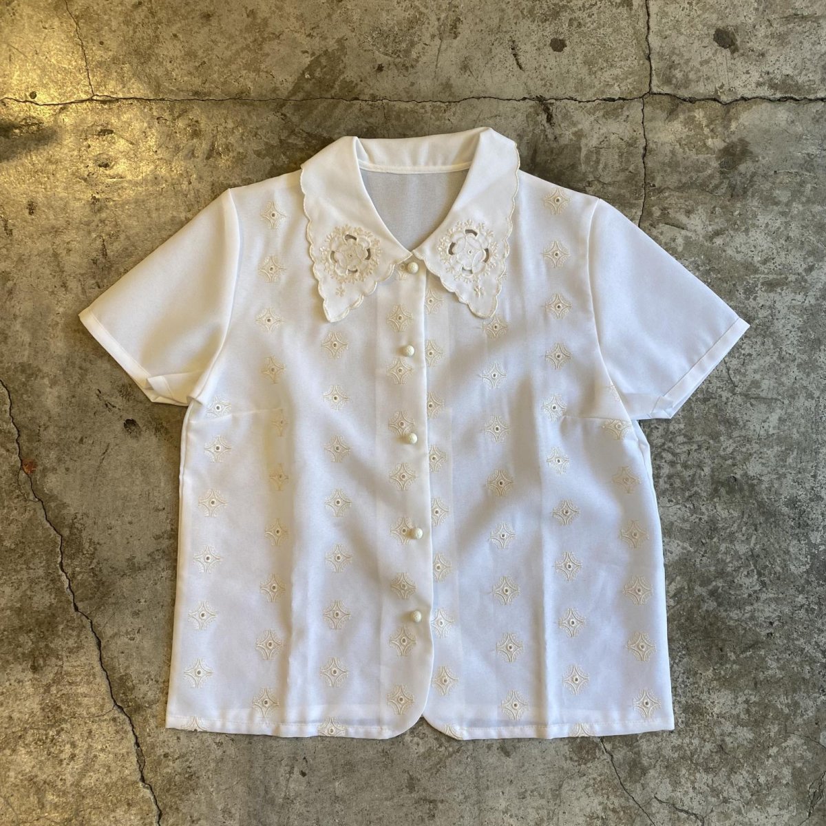 画像1: DESIGN EMBROIDERY PATTERN SHEER S/S SHIRT / Ladies M (1)