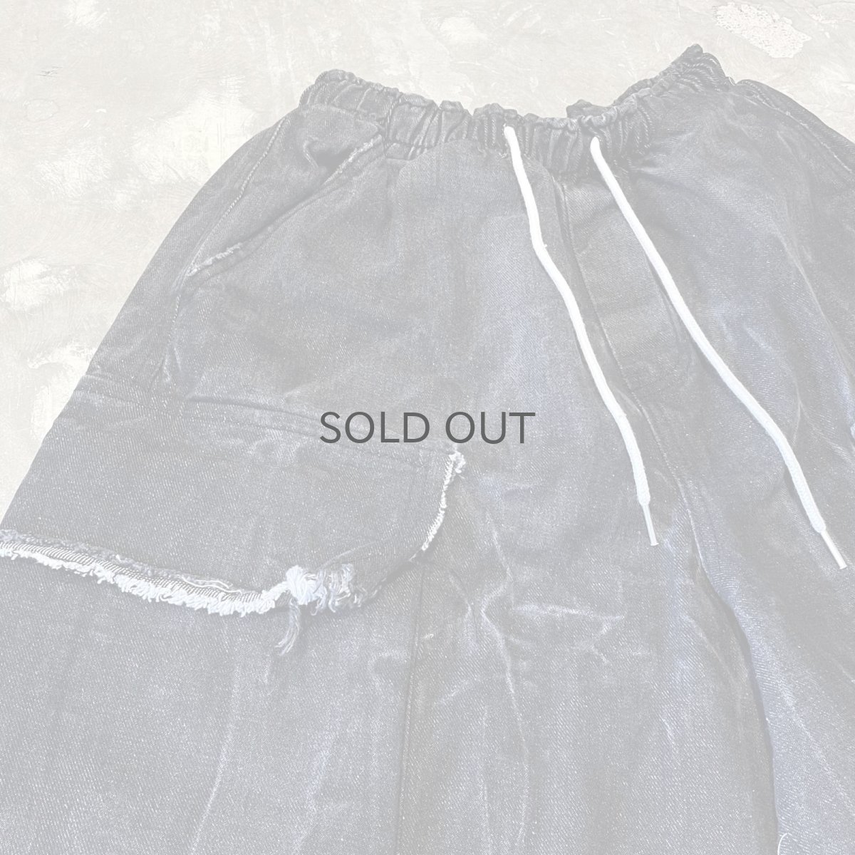 画像3: 【WONDERGROUND】BIG CARGO POCKET WIDE DENIM SHORTS / BLACK / OS (3)