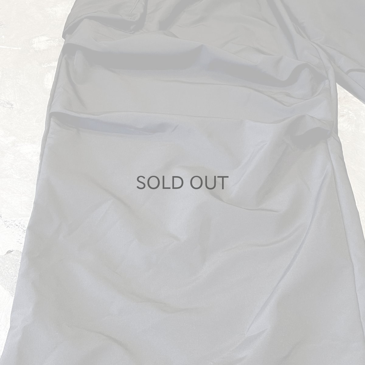 画像7: 【WONDERGROUND】KNEE TUCK WIDE SILHOUETTE CADGO PANTS / BLACK / OS (7)