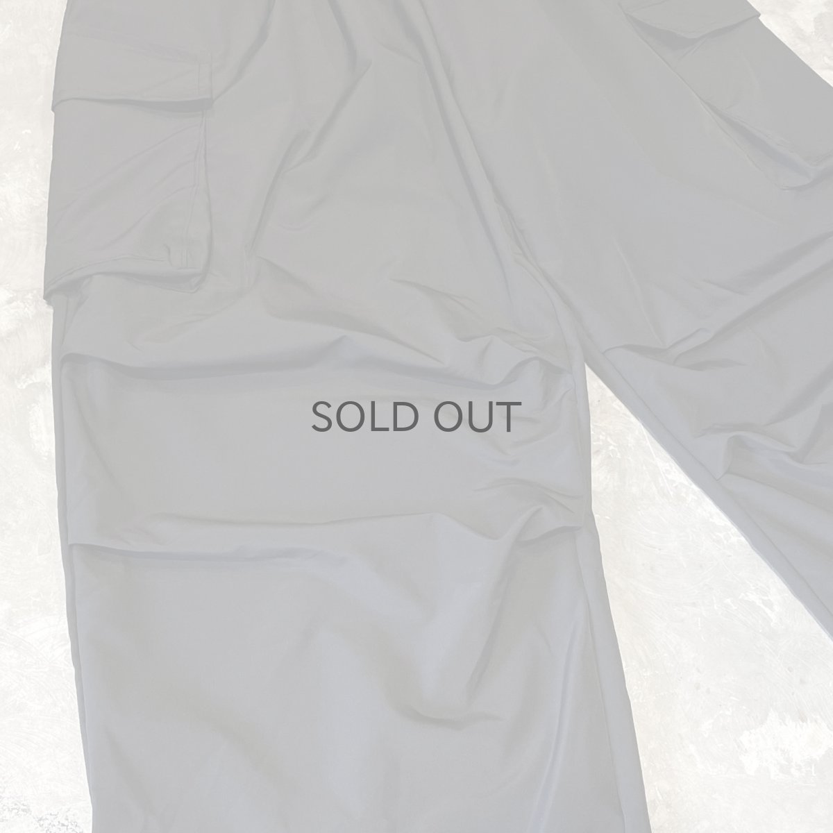 画像5: 【WONDERGROUND】KNEE TUCK WIDE SILHOUETTE CADGO PANTS / BLACK / OS (5)