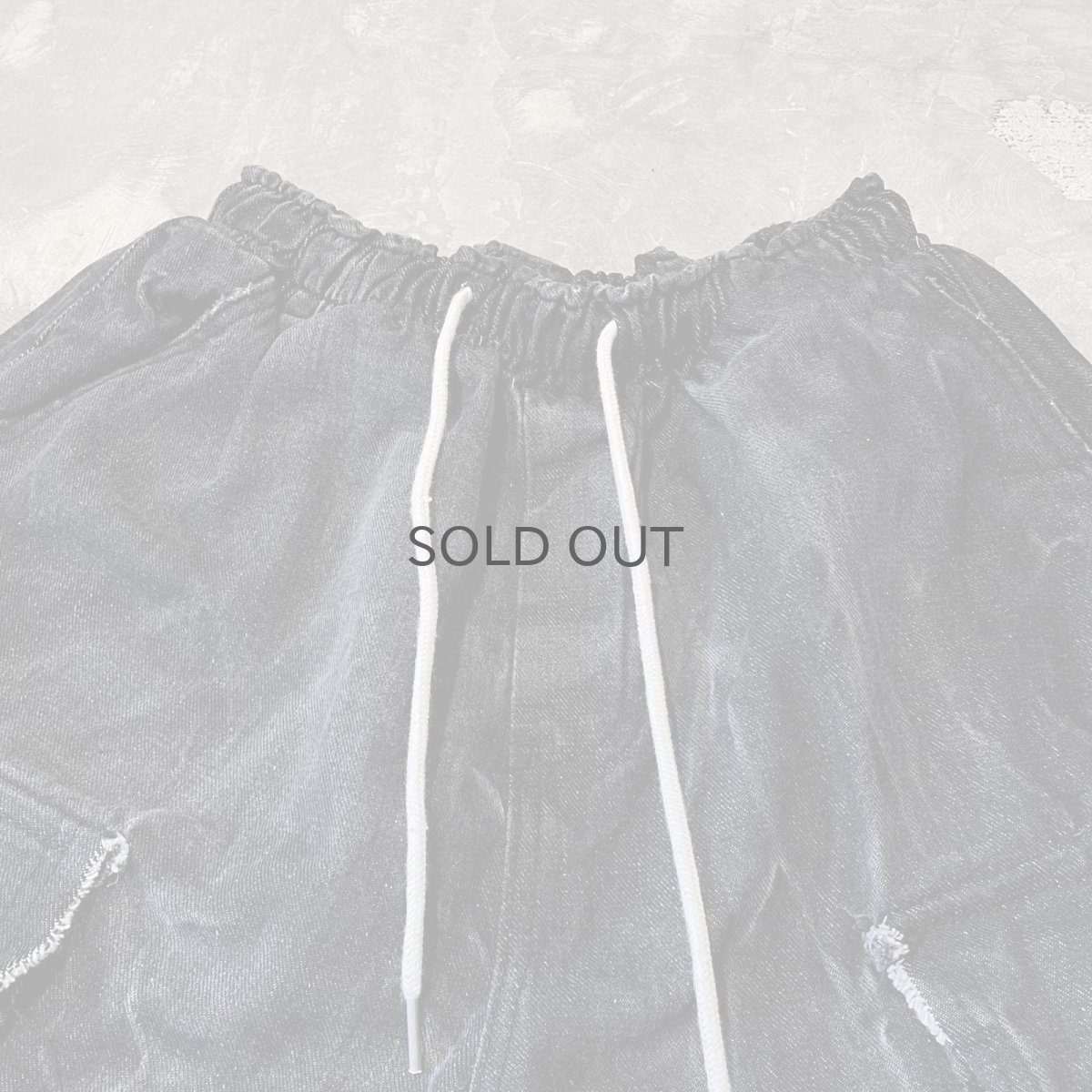 画像9: 【WONDERGROUND】BIG CARGO POCKET WIDE DENIM SHORTS / BLACK / OS (9)