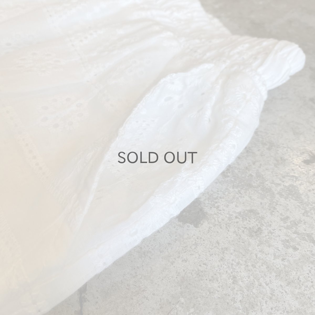 画像7: WHITE COLOR PUNCHING LACE HEM DESIGN PANTS / FREE (7)