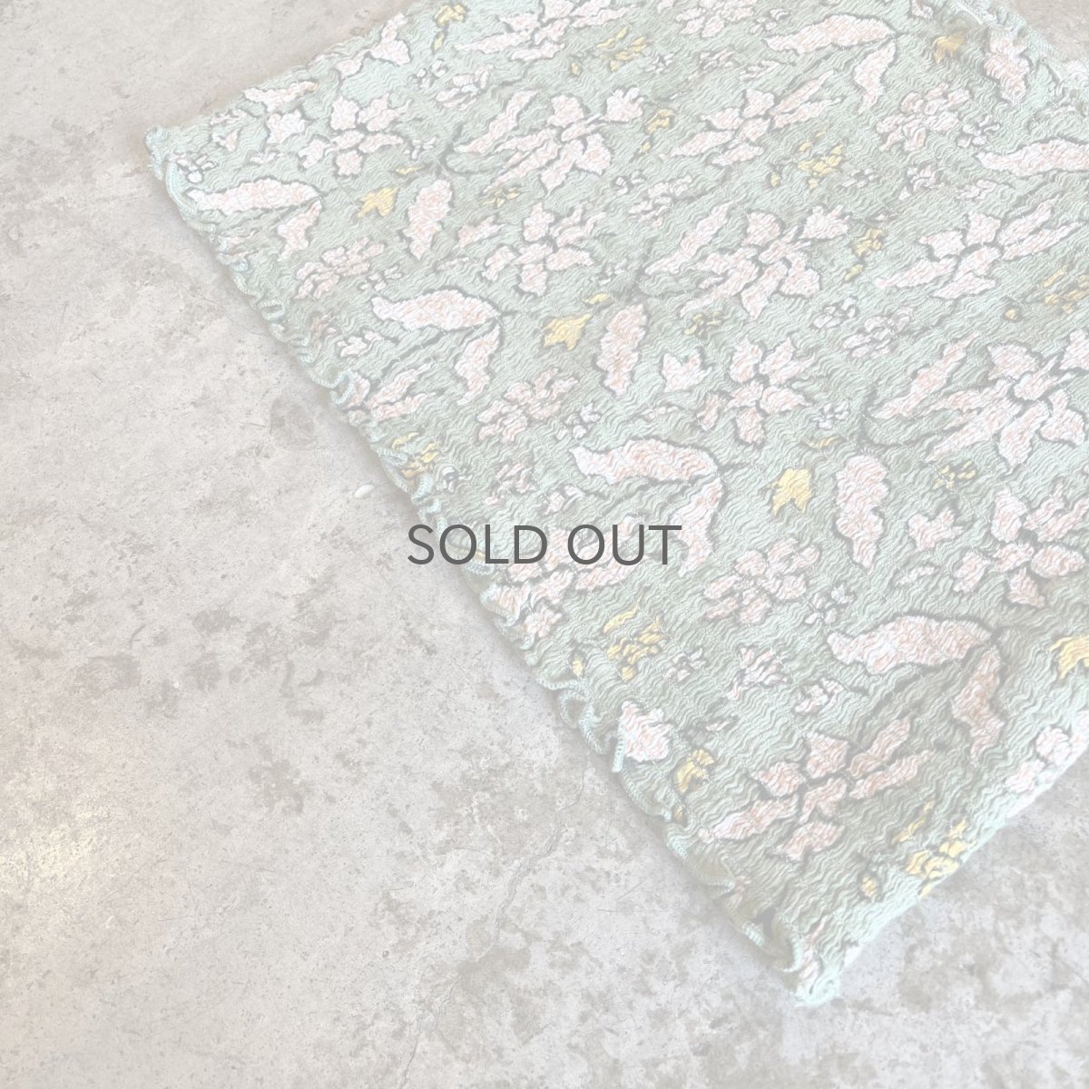 画像4: ALL OVER FLOWER PATTERN GATHER DESIGN CAMISOLE TOPS / Ladies S~M(M) (4)