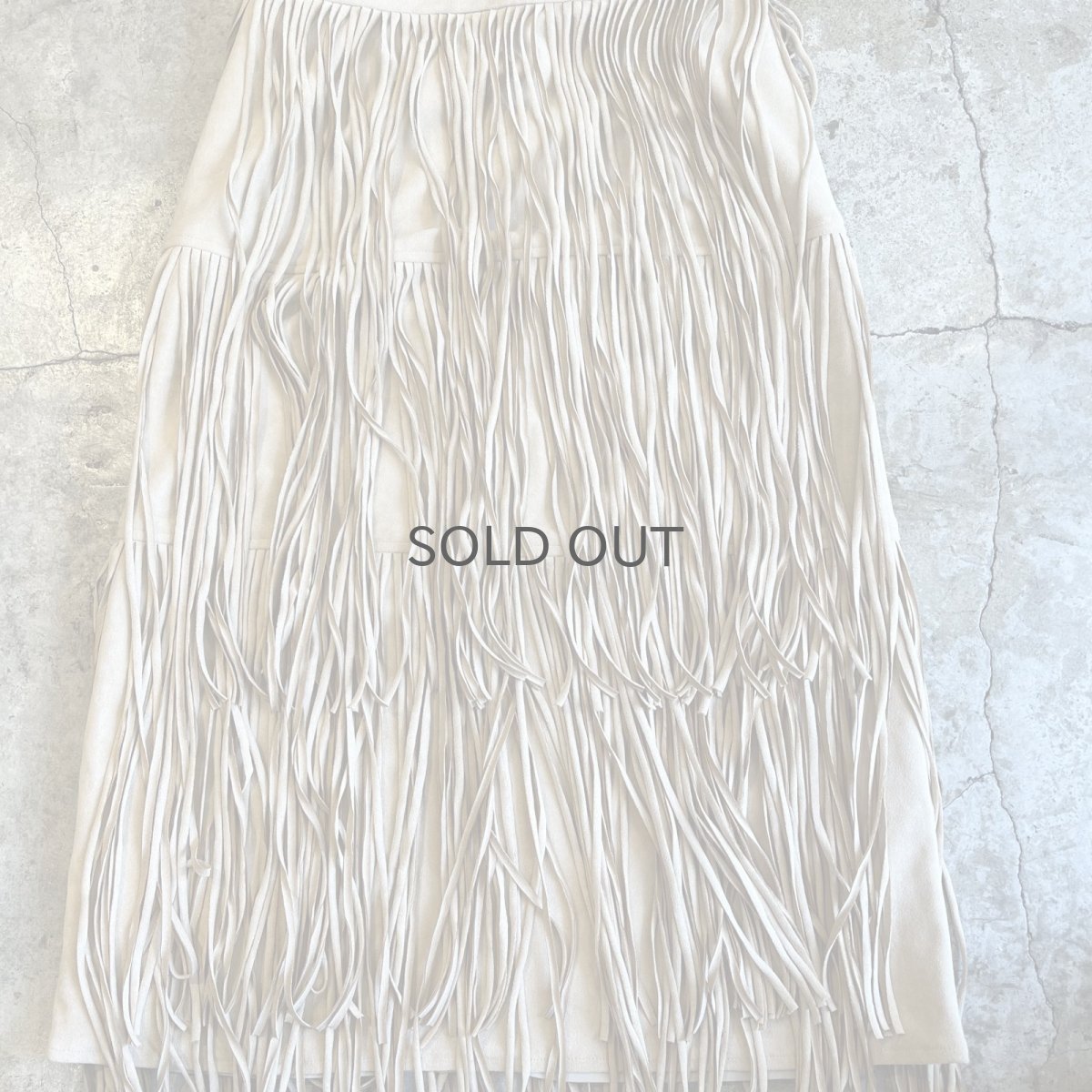 画像9: FAUX SUEDE TIERED DESIGN FRINGE SKIRT / W26 (9)