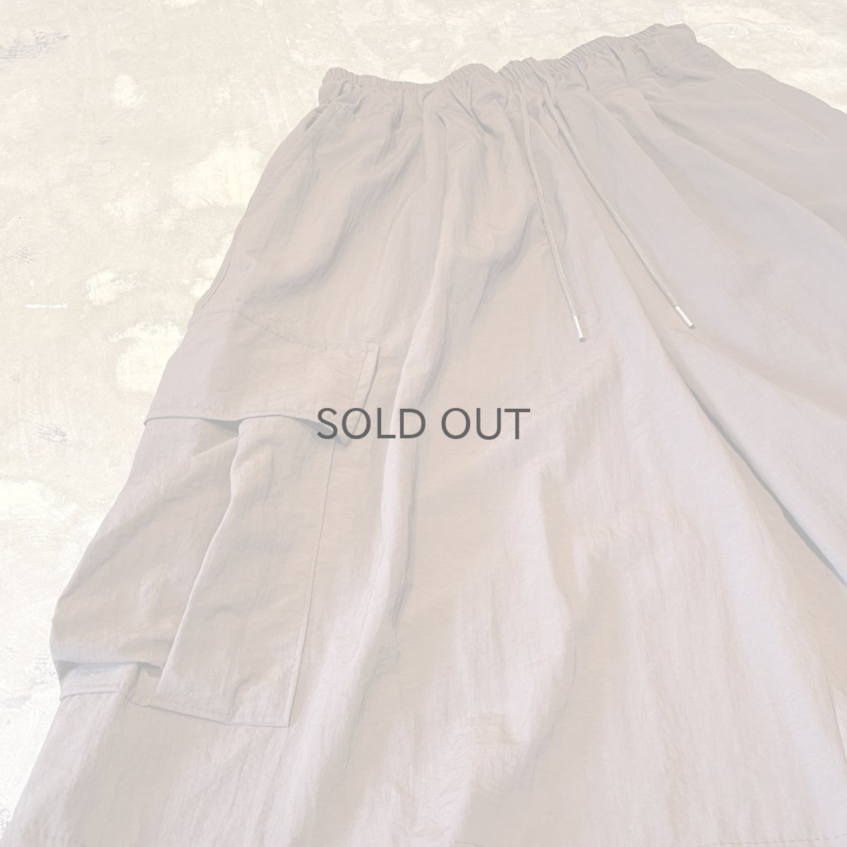 画像7: 【WONDERGROUND】WIDE SILHOUETTE CARGO STYLE SHORTS / BROWN / OS (7)