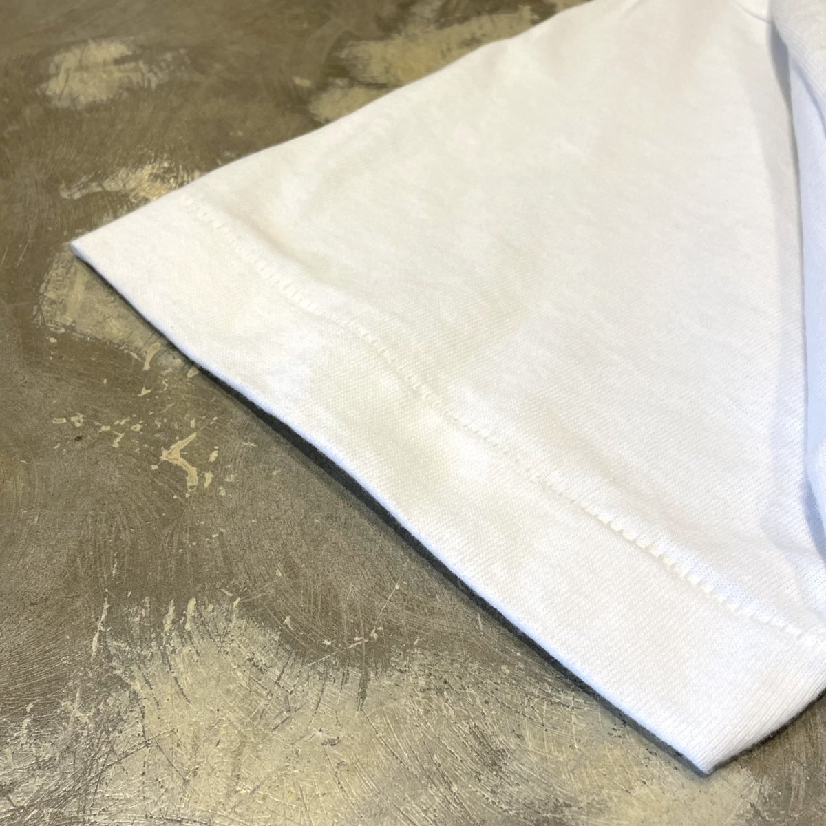 画像7: 90's FRONT SLEEPLING CAT PRINTED S/S TEE / Mens M (7)