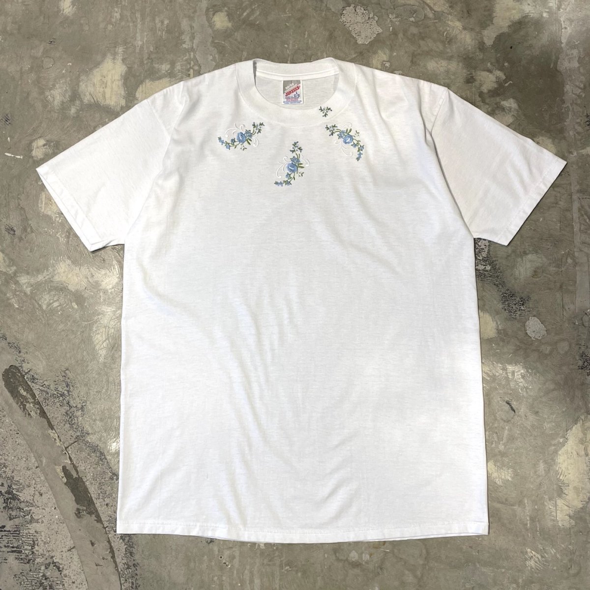 画像1: POINT FLORAL EMBROIDERY S/S TEE / Mens L / MADE IN USA (1)
