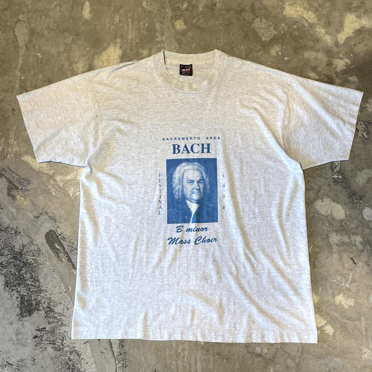 画像1: 90's "BACH" FRONT FACE PRINTED S/S TEE / Mens XL / MADE IN USA (1)