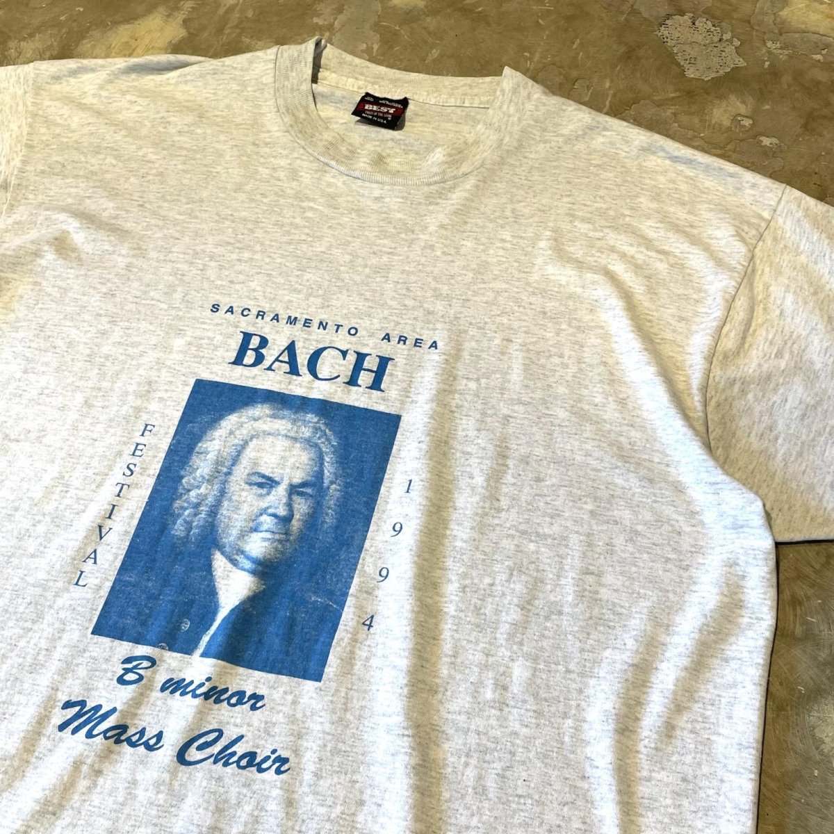 画像4: 90's "BACH" FRONT FACE PRINTED S/S TEE / Mens XL / MADE IN USA (4)