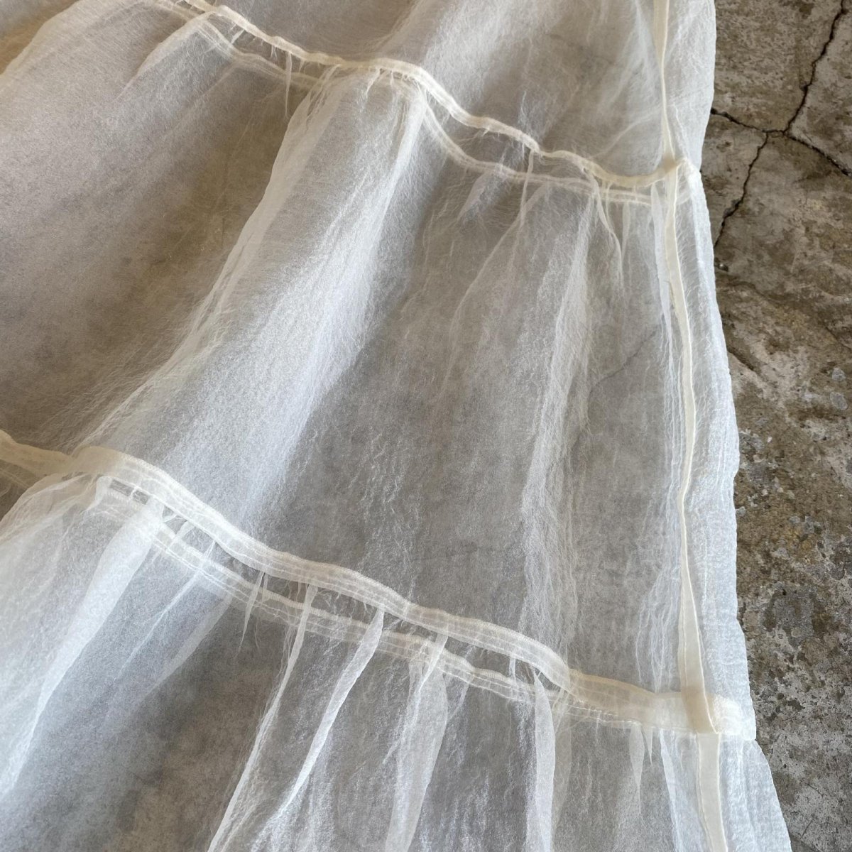 画像6: TIERED DESIGN SHEER TULLE LAYERED LONG SKIRT / W24~W36 (6)
