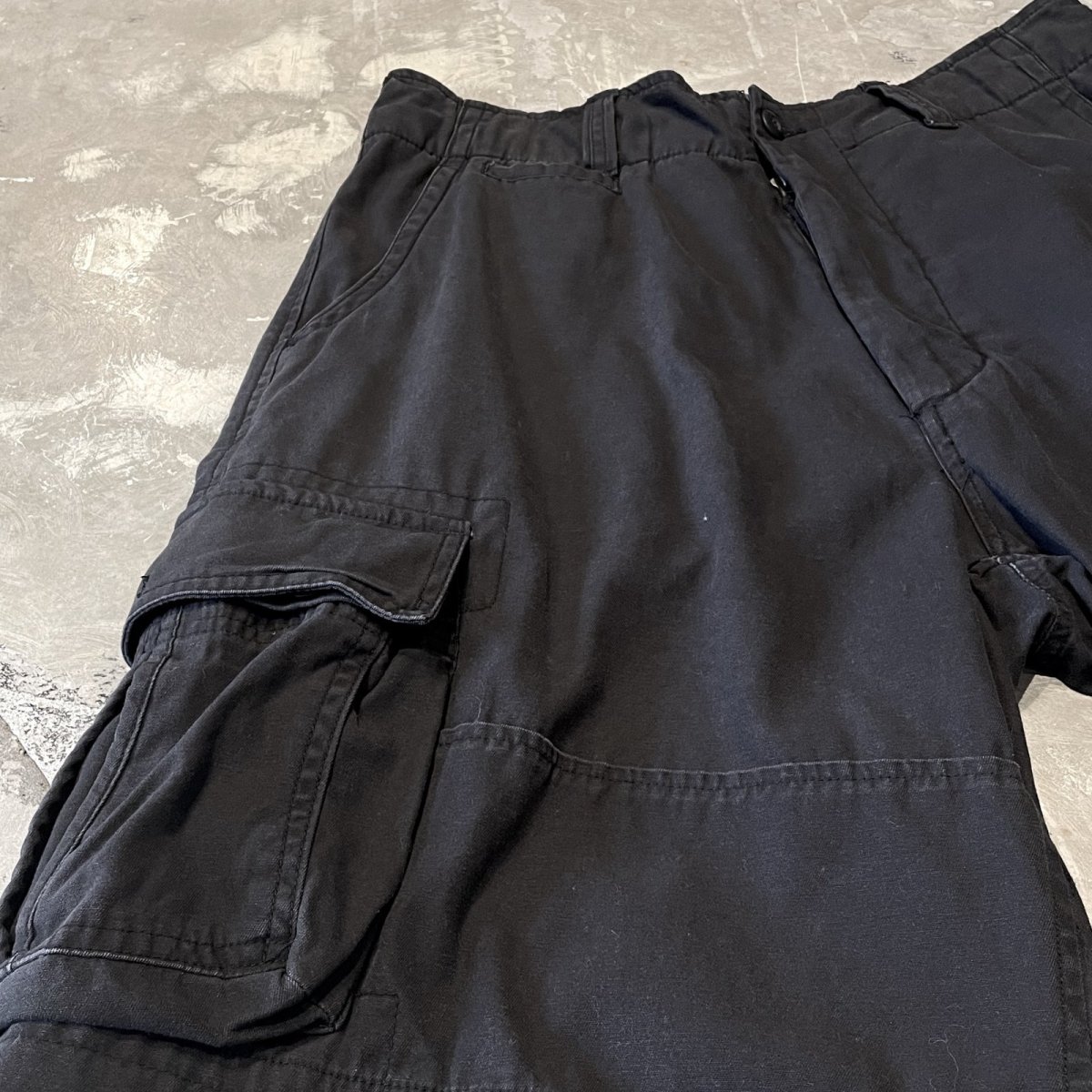 画像7: BLACK COLOR CARGO STYLE WIDE SILHOUETTE SHORTS / ~W34 (7)