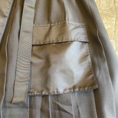 画像5: 【WONDERGROUND】FRONT SLIT ZIPPER DESIGN PLEATS SKIRT / OS (5)