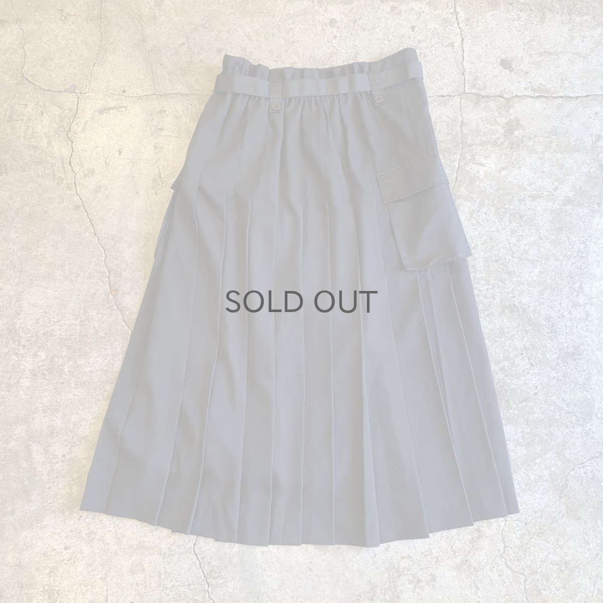 画像2: 【WONDERGROUND】FRONT SLIT ZIPPER DESIGN PLEATS SKIRT / OS (2)