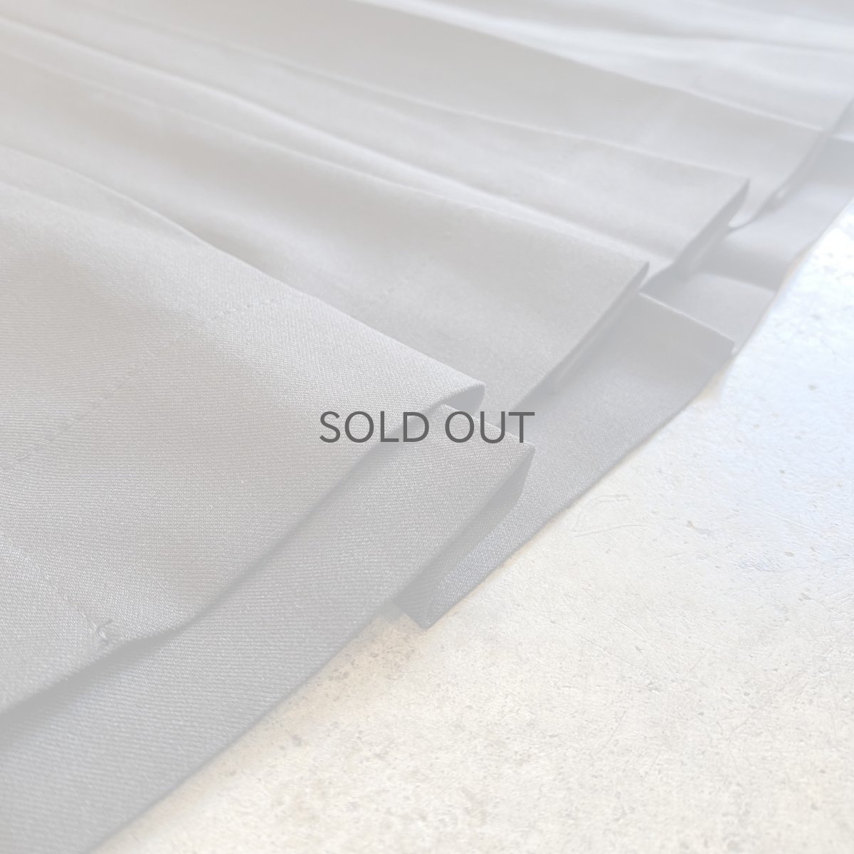 画像10: 【WONDERGROUND】FRONT SLIT ZIPPER DESIGN PLEATS SKIRT / OS (10)