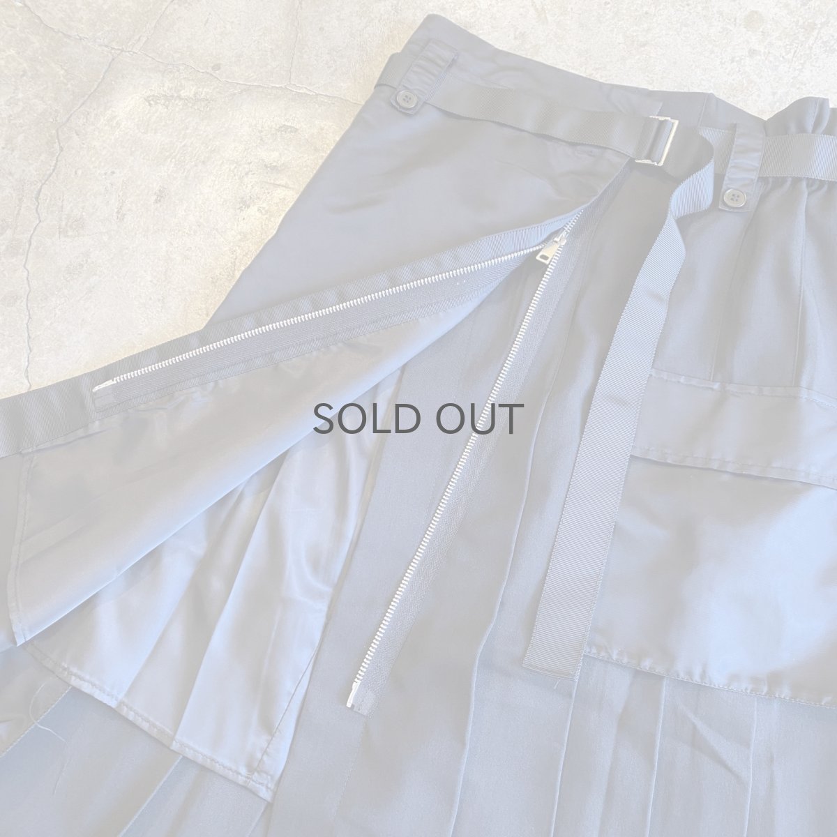 画像7: 【WONDERGROUND】FRONT SLIT ZIPPER DESIGN PLEATS SKIRT / OS (7)