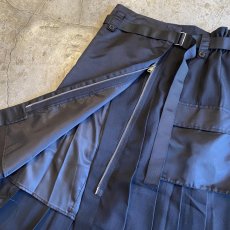 画像7: 【WONDERGROUND】FRONT SLIT ZIPPER DESIGN PLEATS SKIRT / OS (7)