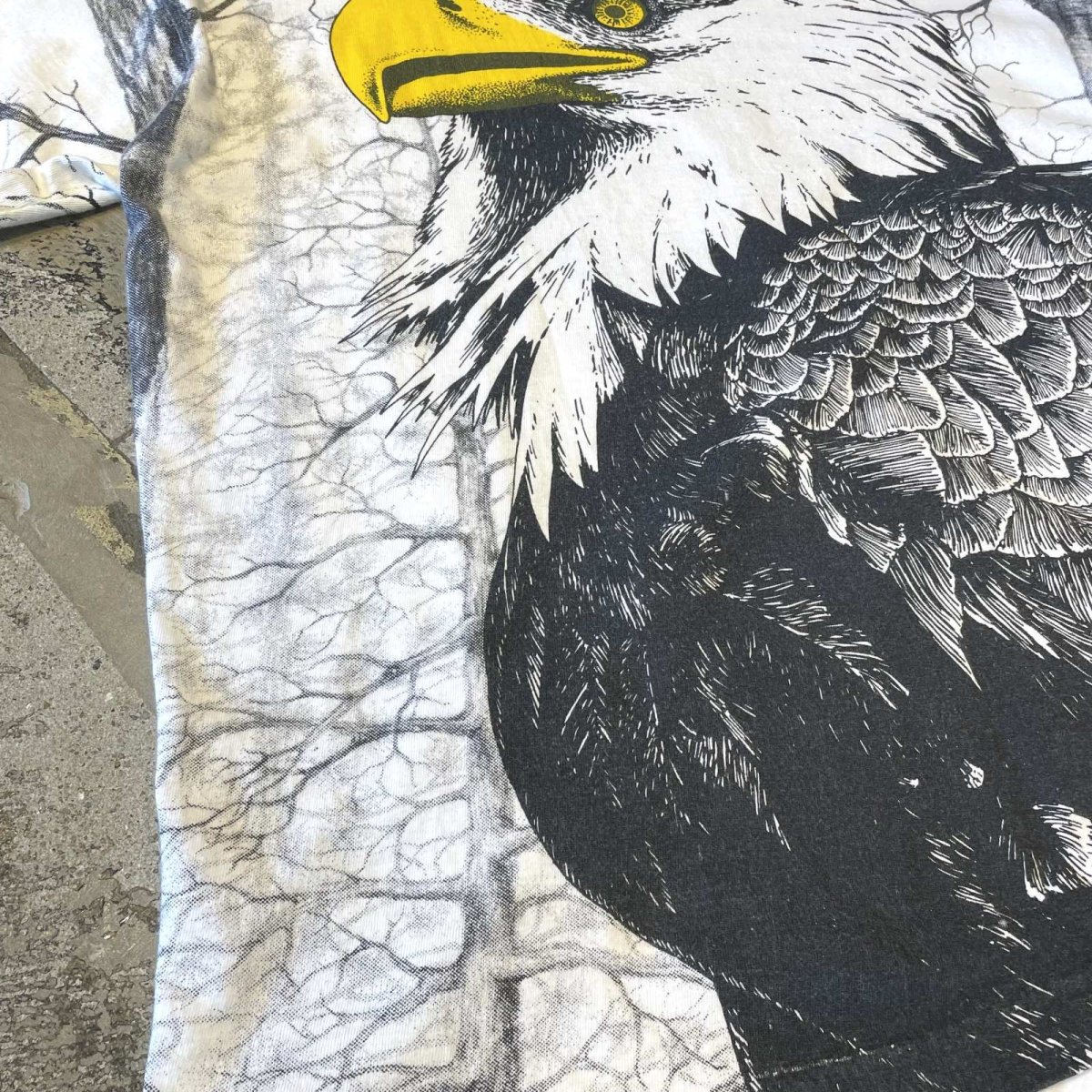 画像5: 90's FRONT EAGLE OVER PRINTED S/S TEE / Mens L (5)