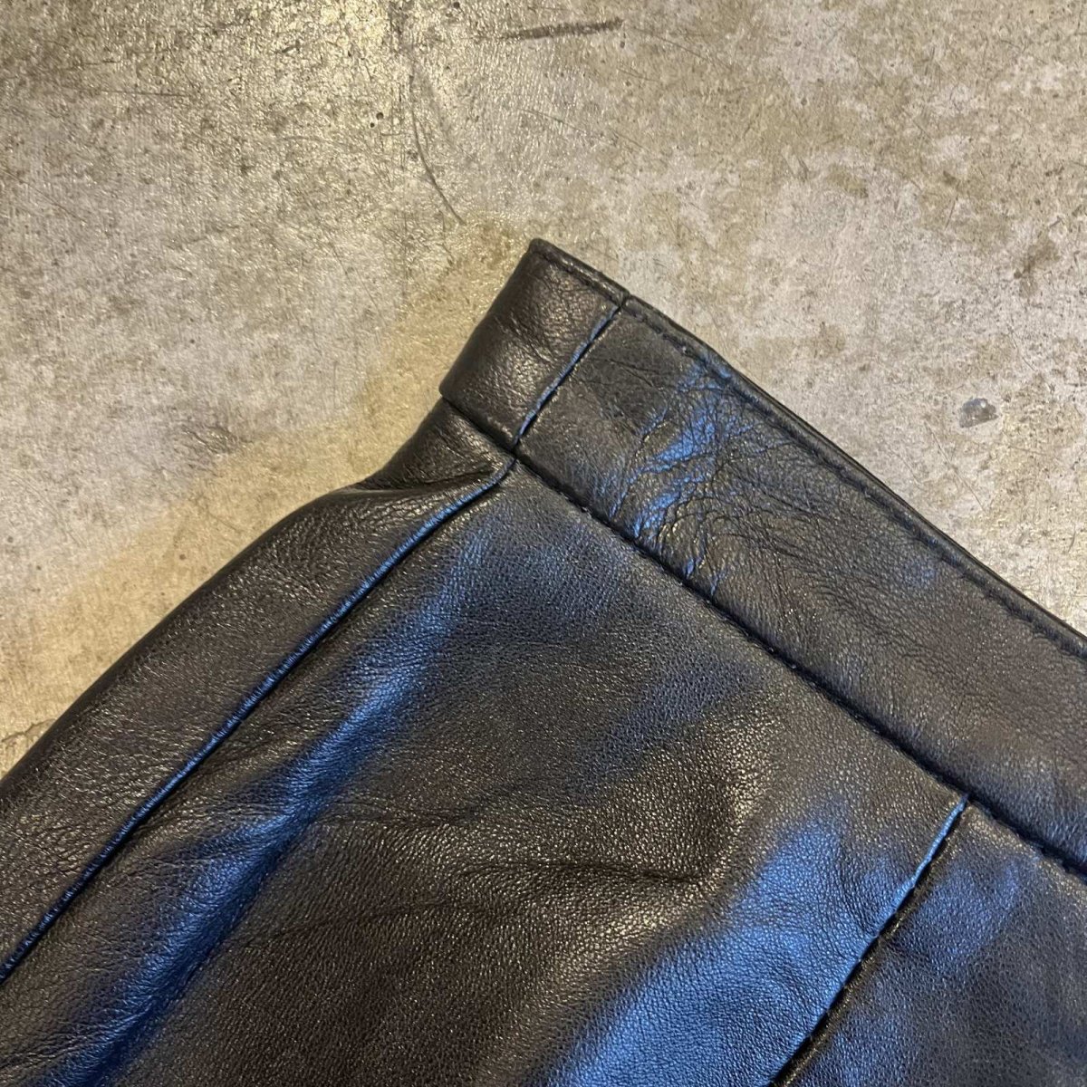 画像8: POINT SLIT DESIGN LEATHER LONG SKIRT / W25(6) / MADE IN CANADA (8)