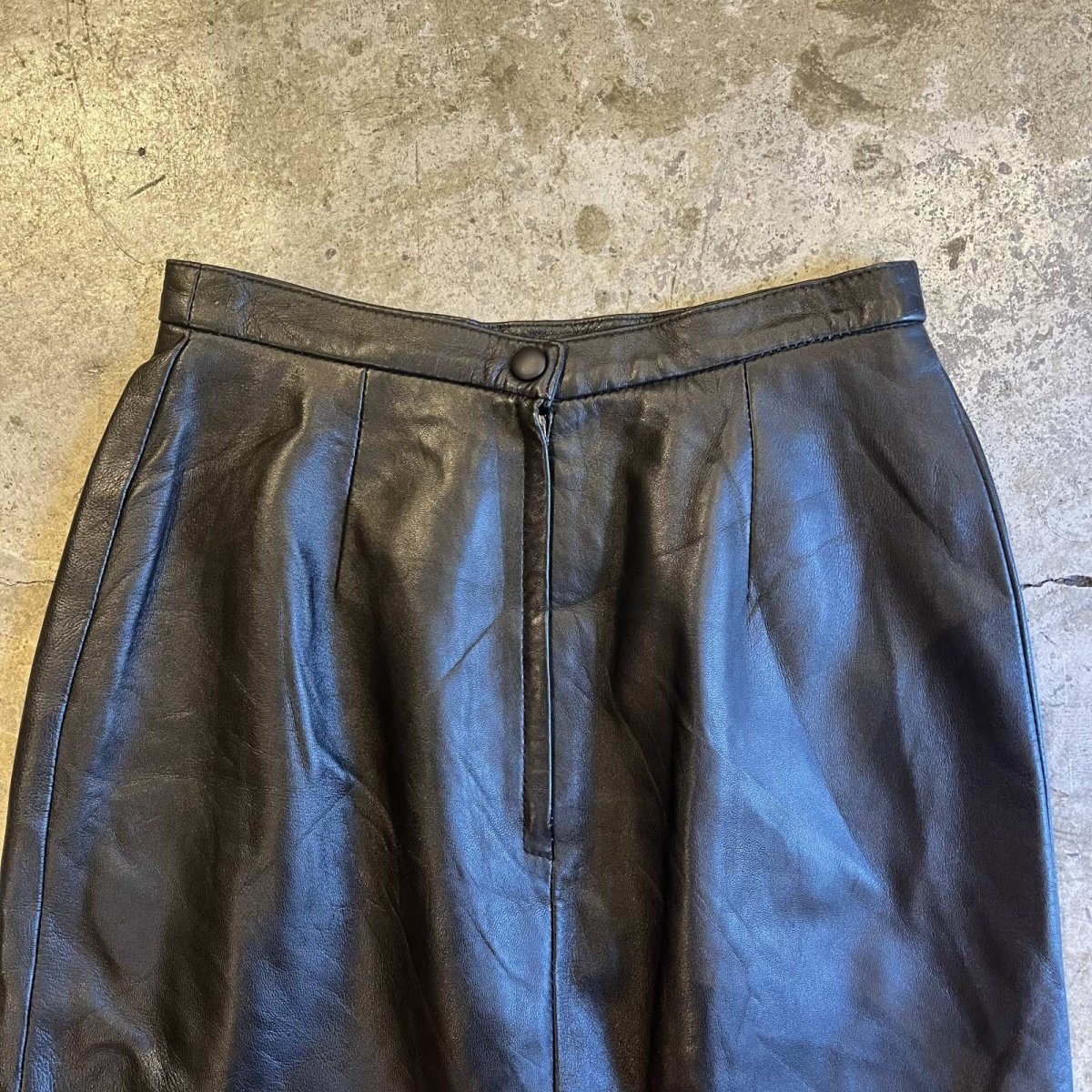 画像7: POINT SLIT DESIGN LEATHER LONG SKIRT / W25(6) / MADE IN CANADA (7)