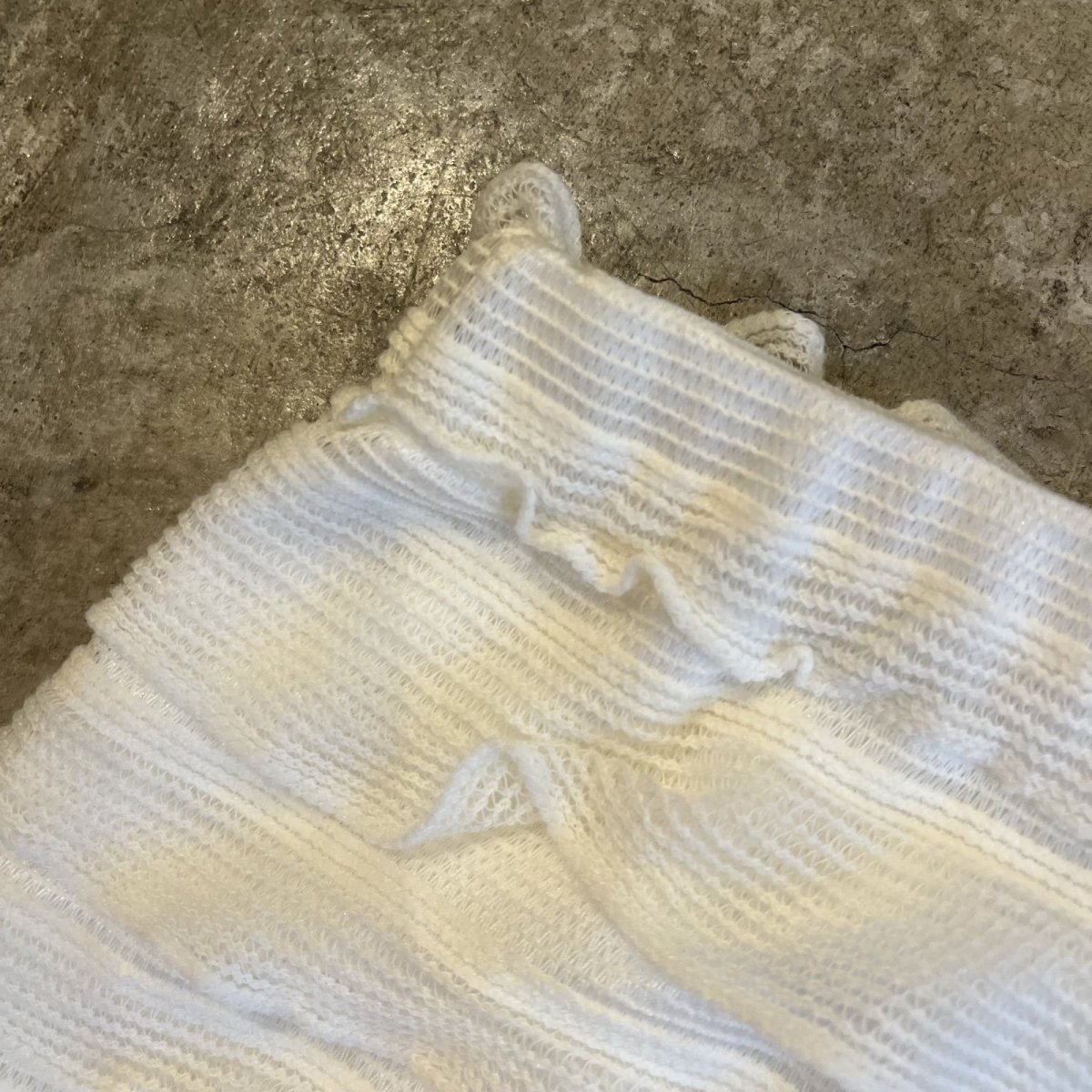 画像9: WHITE COLOR WAVE MESH TIERED DESIGN LONG SKIRT / W25~32 (9)