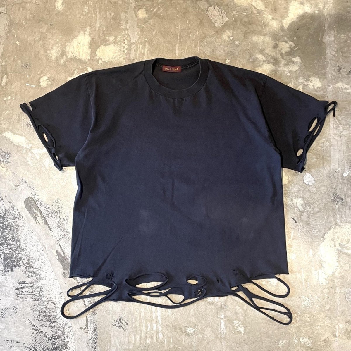画像1: 【Wiz&Witch】"DIRTY BEAUTIFUL" DAMAGE ART TEE / BLACK / OS (1)