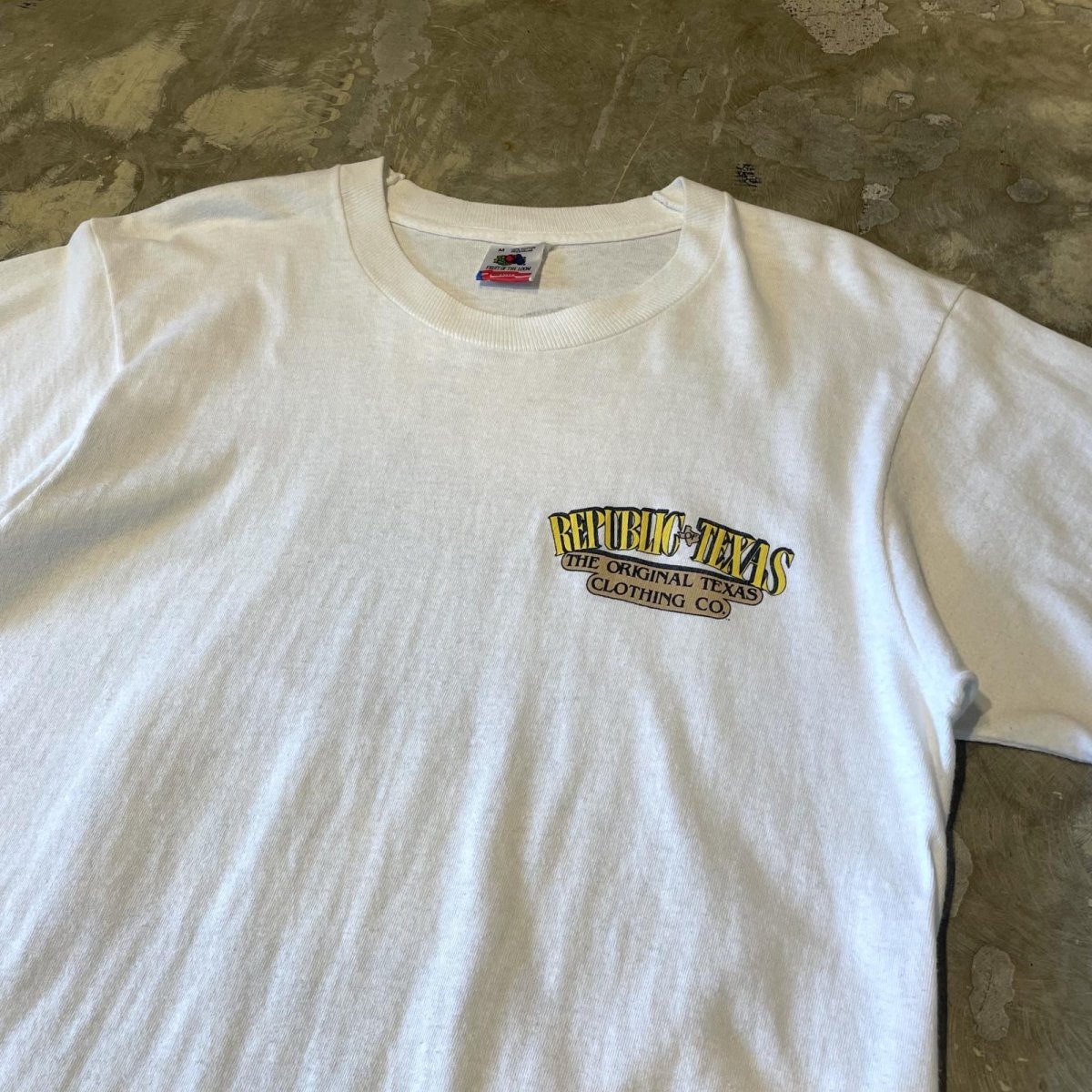 画像4: 90's BACK SCOPION PRINTED S/S TEE / Mens M / MADE IN USA (4)