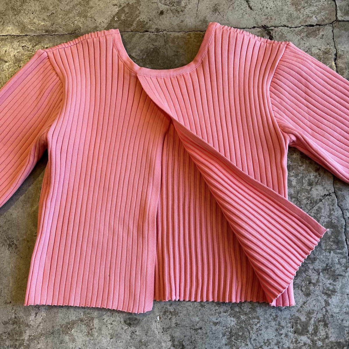 画像11: BACK SLIT SHORT DESIGN COLOR RIB L/S TOPS / Ladies S~M (11)