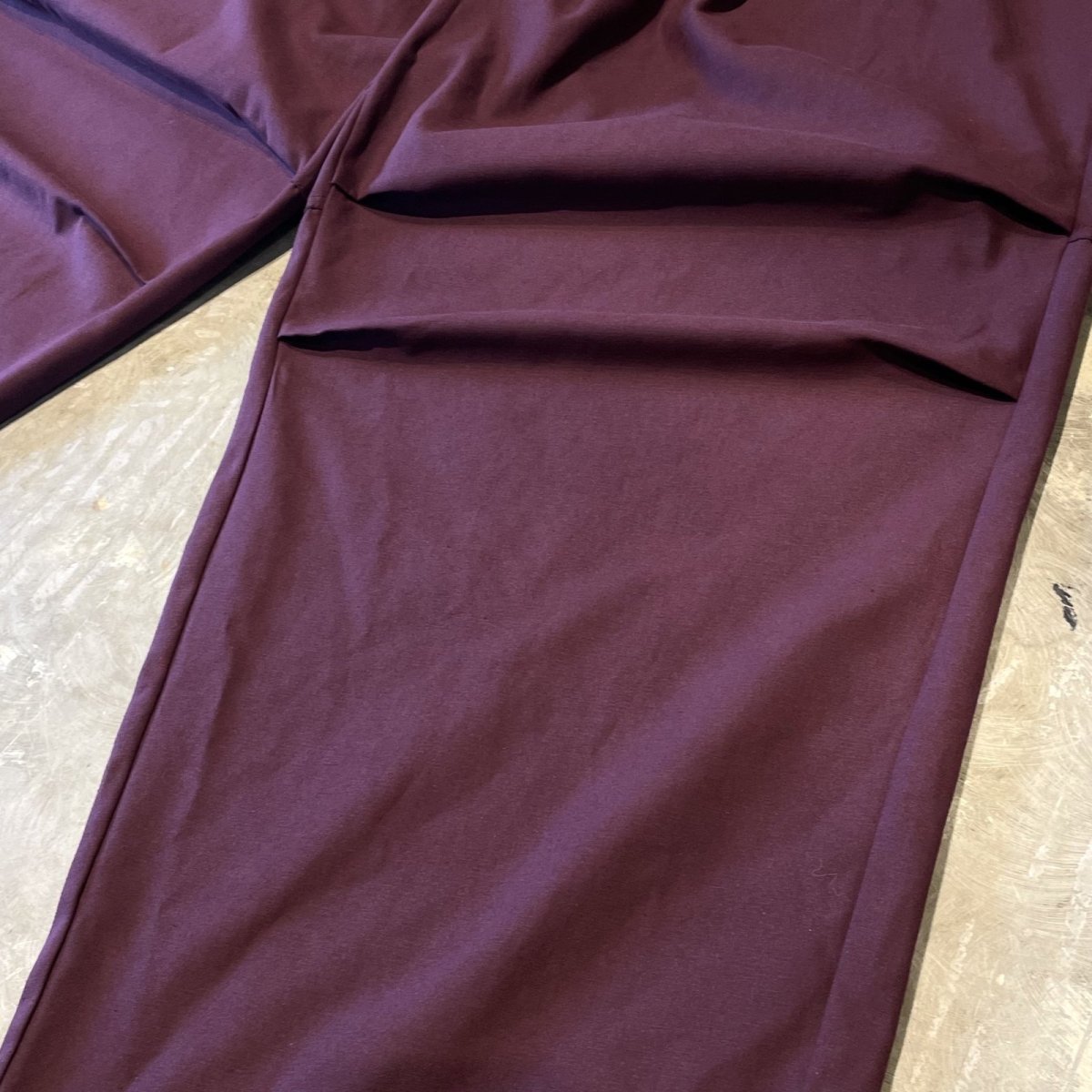 画像6: 【WONDERGROUND】KNEE TUCK COLOR COTTON WIDE PANTS / BURGUNDY / OS (6)