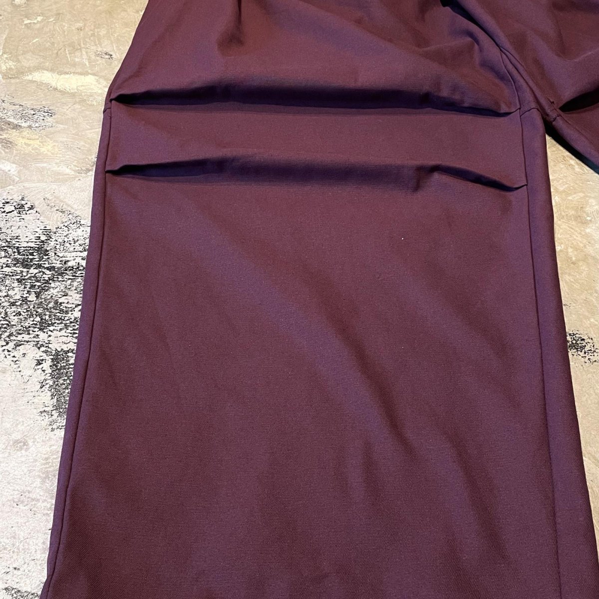 画像7: 【WONDERGROUND】KNEE TUCK COLOR COTTON WIDE PANTS / BURGUNDY / OS (7)