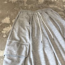 画像3: 【WONDERGROUND】BIG CARGO POCKET WIDE SWEAT PANTS / GRAY / OS (3)